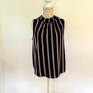 EUC! Who What Wear Sleeveless top, Size M